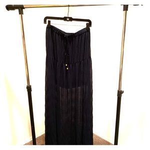 Long navy maxiskirt